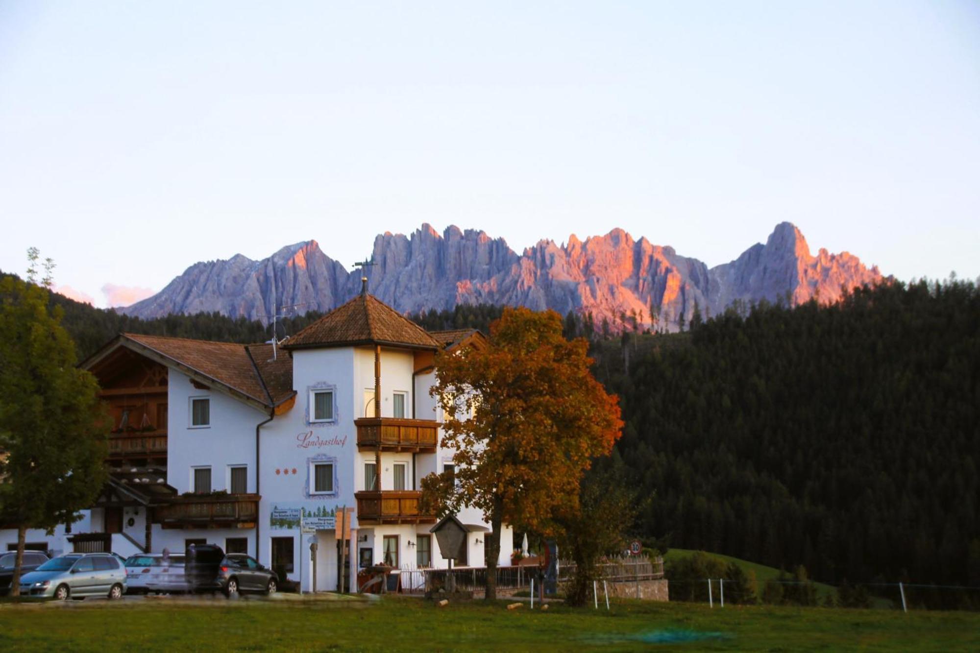 Hotel Landgasthof Laerchenwald Collepietra  Ngoại thất bức ảnh