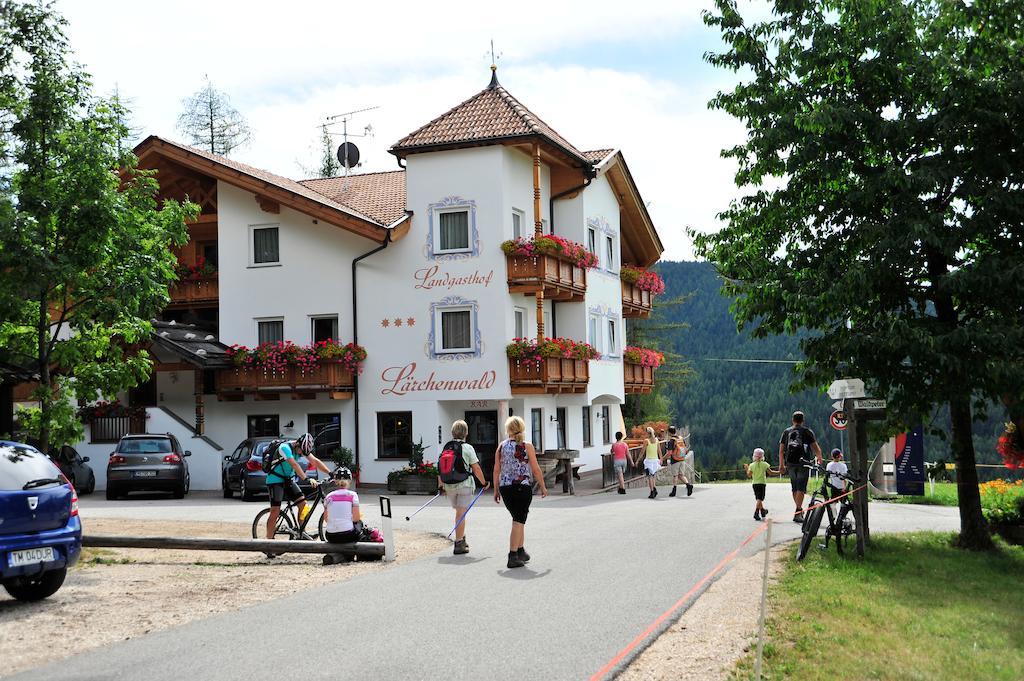 Hotel Landgasthof Laerchenwald Collepietra  Ngoại thất bức ảnh