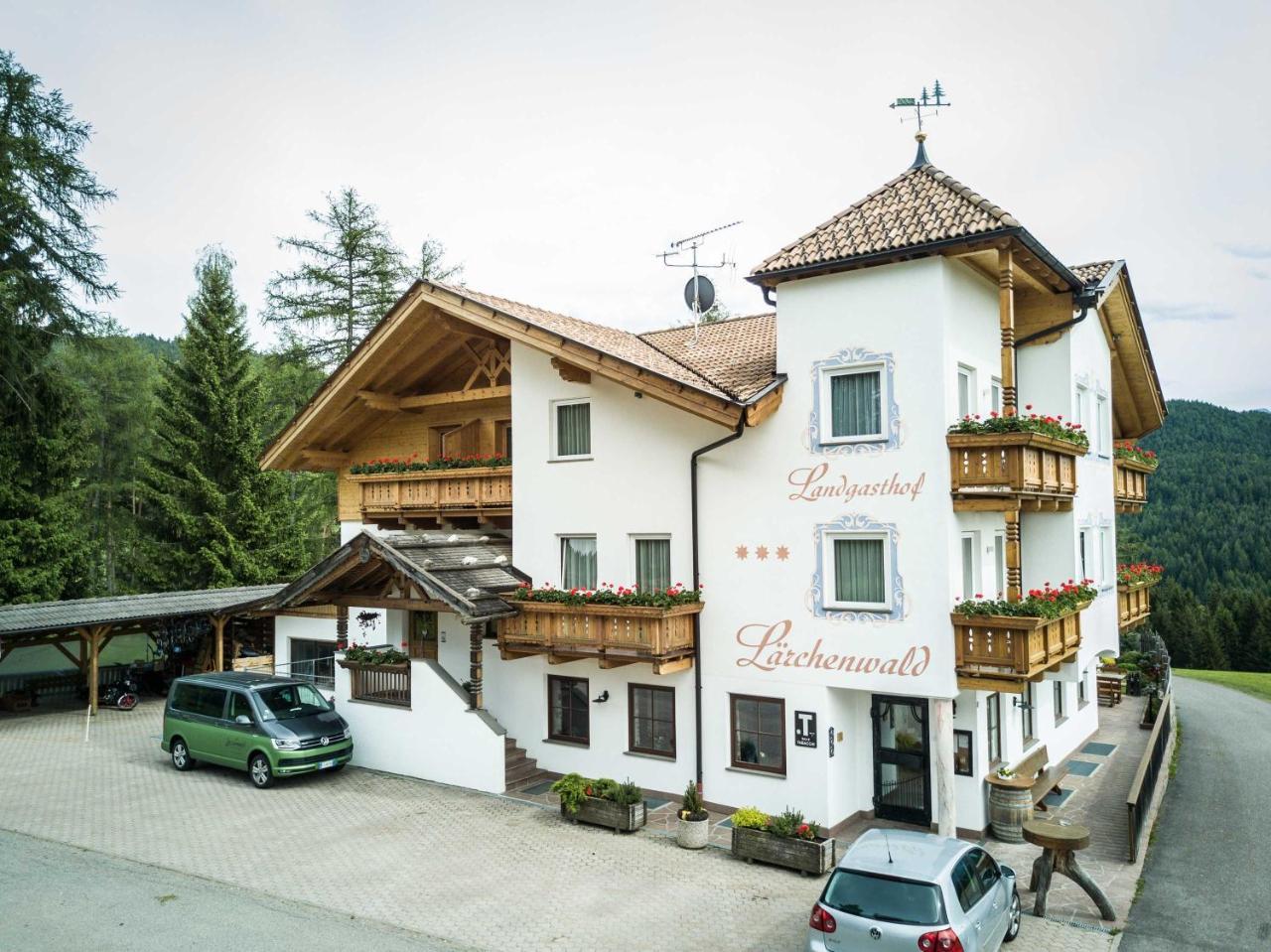 Hotel Landgasthof Laerchenwald Collepietra  Ngoại thất bức ảnh